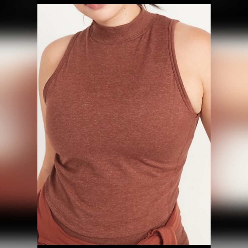 Womens Cropped Top Sz. XXL